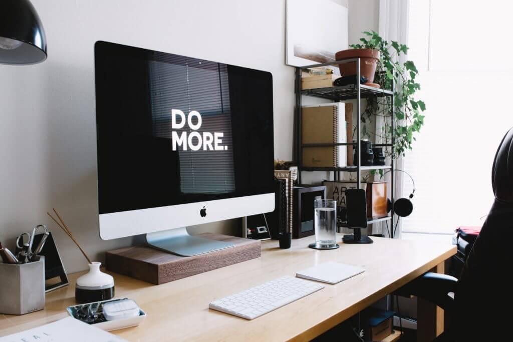 Using Local Television to Generate More Blog Readers (TV News Screenshot)